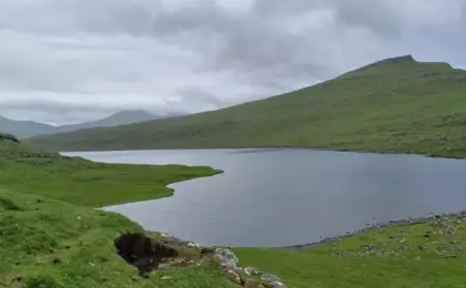 Sørvágsvatn, Lago Leitisvatn