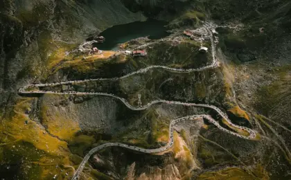 Transfagarasan na Romênia: Estrada dos Cárpatos 9 Transfagarasan