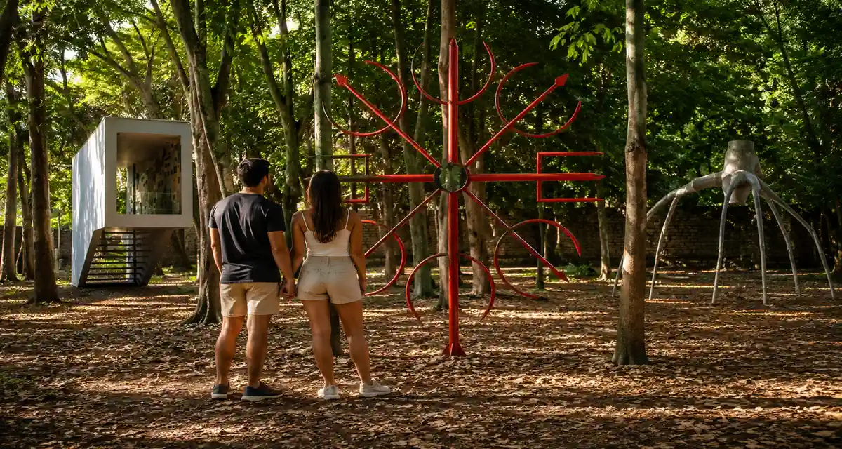 Bosque de Esculturas no Parque Cultural Casa do Governador