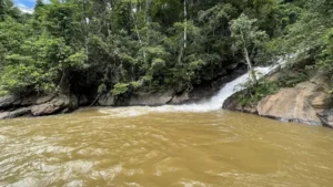 Cachoeira do Bravin Refúgio Perfeito em Guarapari