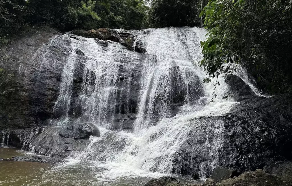 Cachoeira do Turco, distrito de Buenos Aires, Guarapari