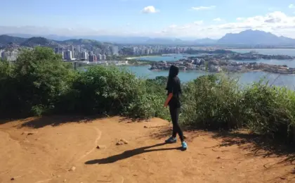 Conheça os 5 pontos turísticos imperdíveis de Vila Velha 17 Morro do Moreno em Vila Velha