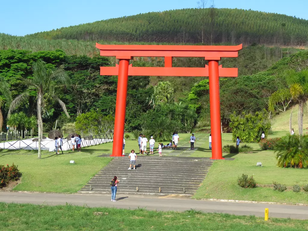 Mosteiro Zen Morro da Vargem Paz e Meditação