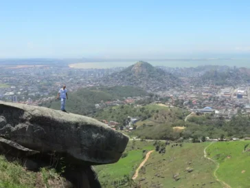 Pedra da Baleia e Gruta da Onça em Vitória