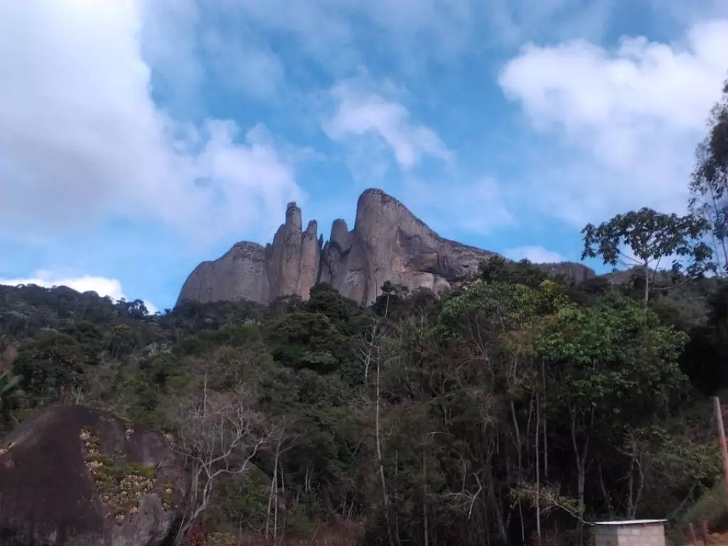 Pedra dos Cinco Pontões