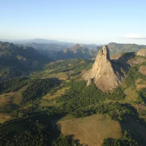 Pedra dos Três Pontões