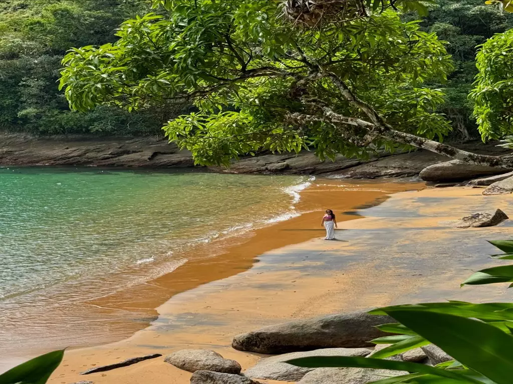 Praia da Fome O Refúgio Secreto de Ilhabela Foto: batucadailhabela.passeios