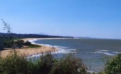 Praia da Ponta da Fruta: Um Paraíso Entre Vila Velha e Guarapari 9 Praia da Ponta da Fruta