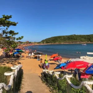 Praia de Bacutia, localizada em Guarapari