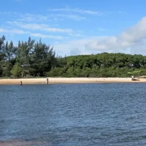 Descubra a Praia de Barra Nova em São Mateus, Espirito Santo