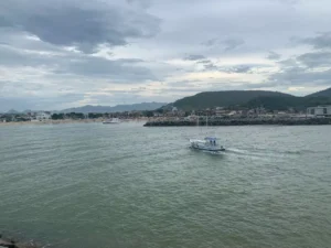 Praia de Itaipava em Itapemirim, ES