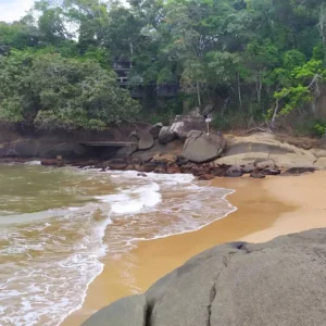 Praia do Morcego, Guarapari