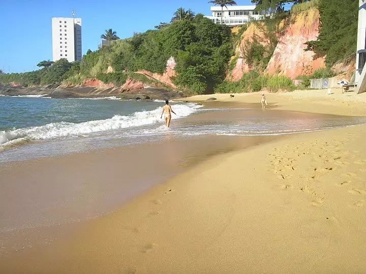 Praia da Areia Preta Guarapari