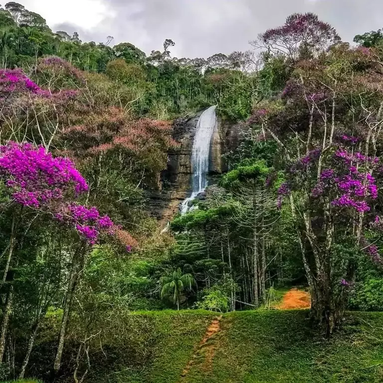 Cachoeira do Country Club em Santa Teresa