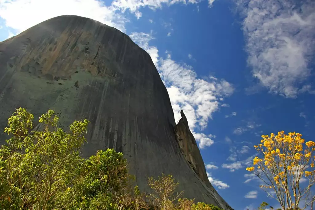 Pedra Azul e sua beleza natural