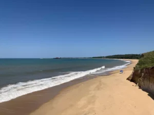 Praia de Mãe-Bá