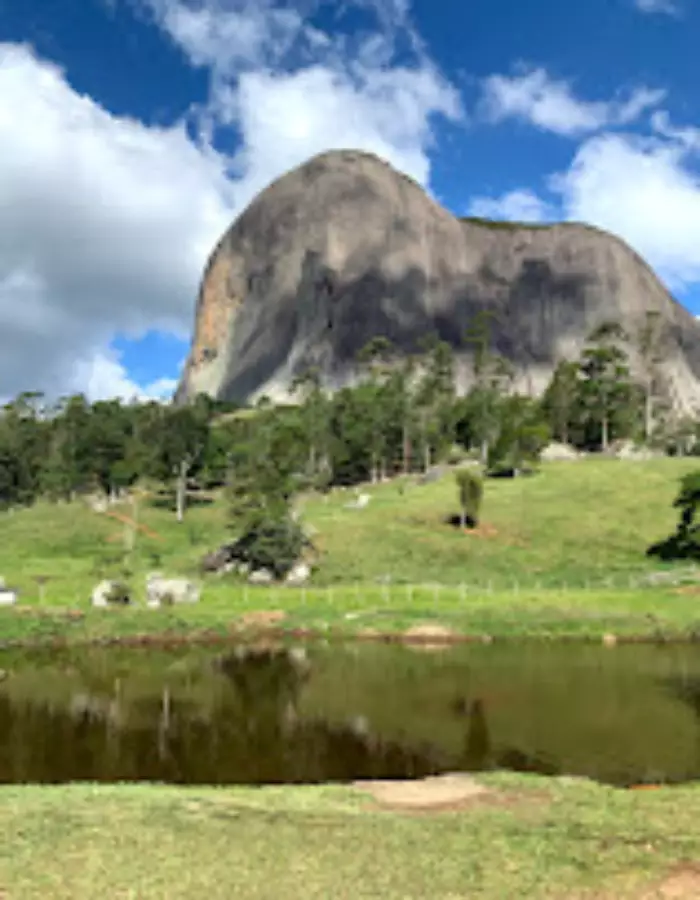 Região de Pedra Azul e o Quadrado São Paulino