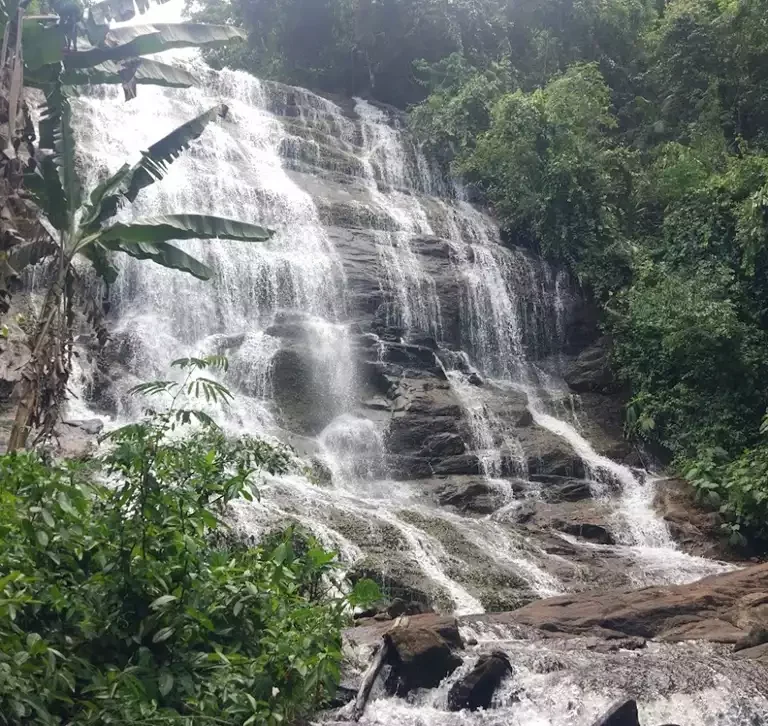 Cachoeira Piripitinga em São Francisco de Batatal, Alfredo Chaves