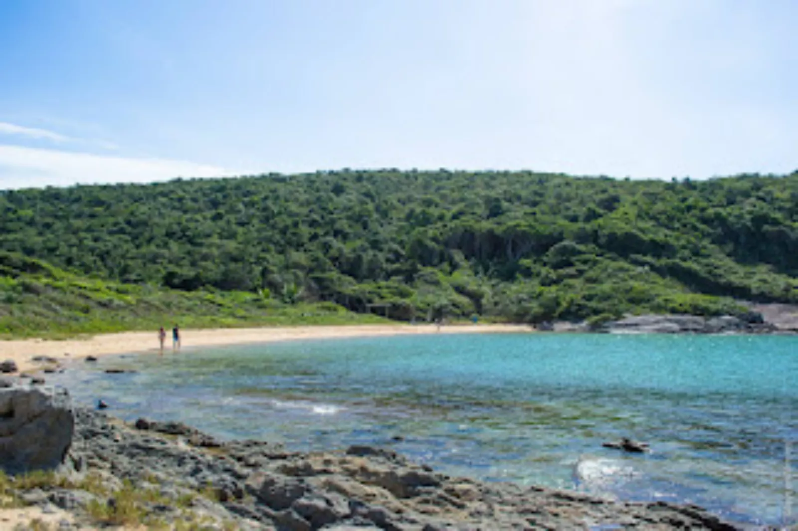 Praia do Ermitão no Morro da Pescaria em Guarapari