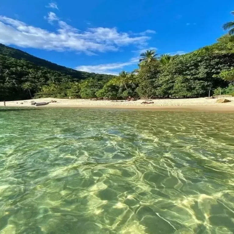 Praia dos Meros