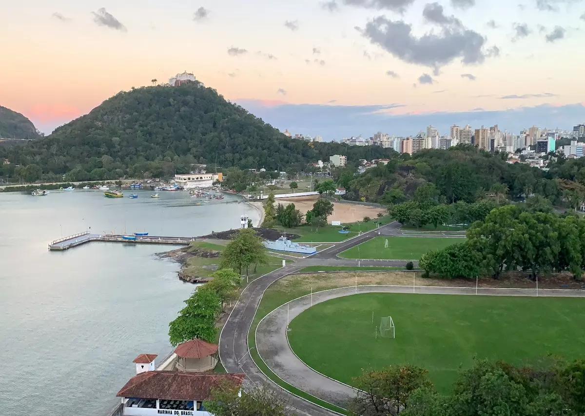 Prainha e sítio histórico de Vila Velha