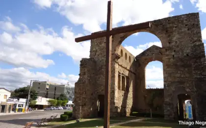 Igreja Velha em São Mateus: Um Encontro com a História 11 Igreja Velha em São Mateus