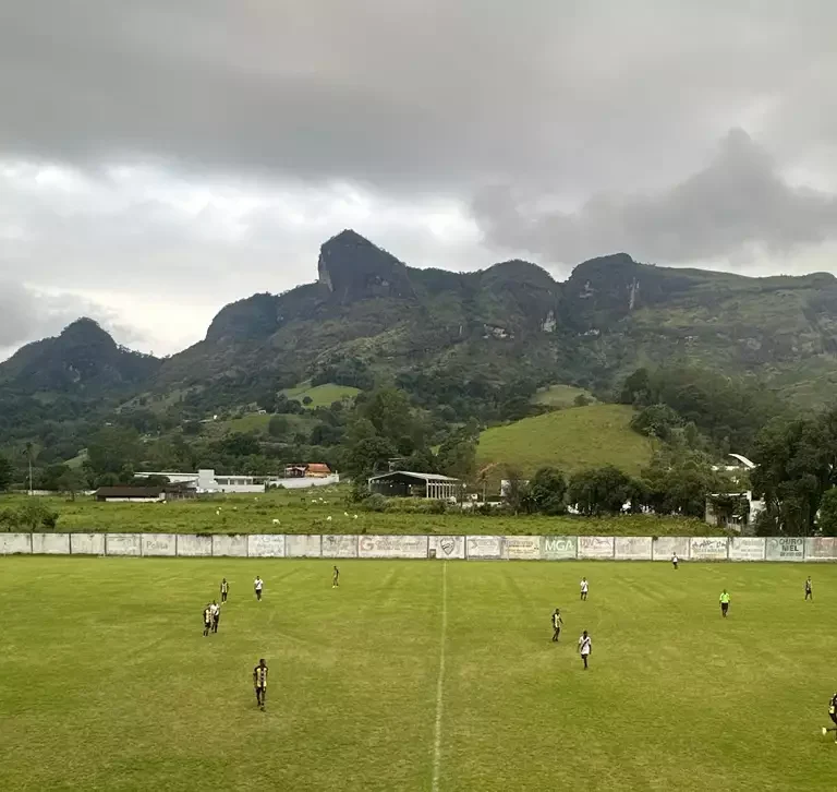 Montanha com Formato de Rosto Humano em Soturno – Cachoeiro de Itapemirim (ES)
