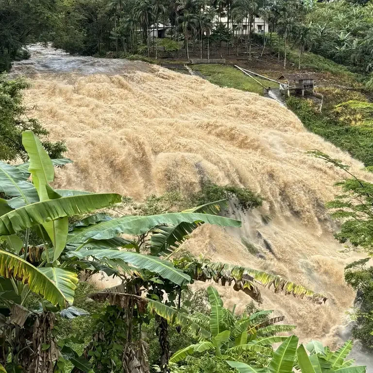 Cachoeira Baixo Mundo Novo
