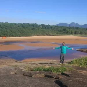 Febre em Guarapari: Novos passeios de barco e trilhas secretas