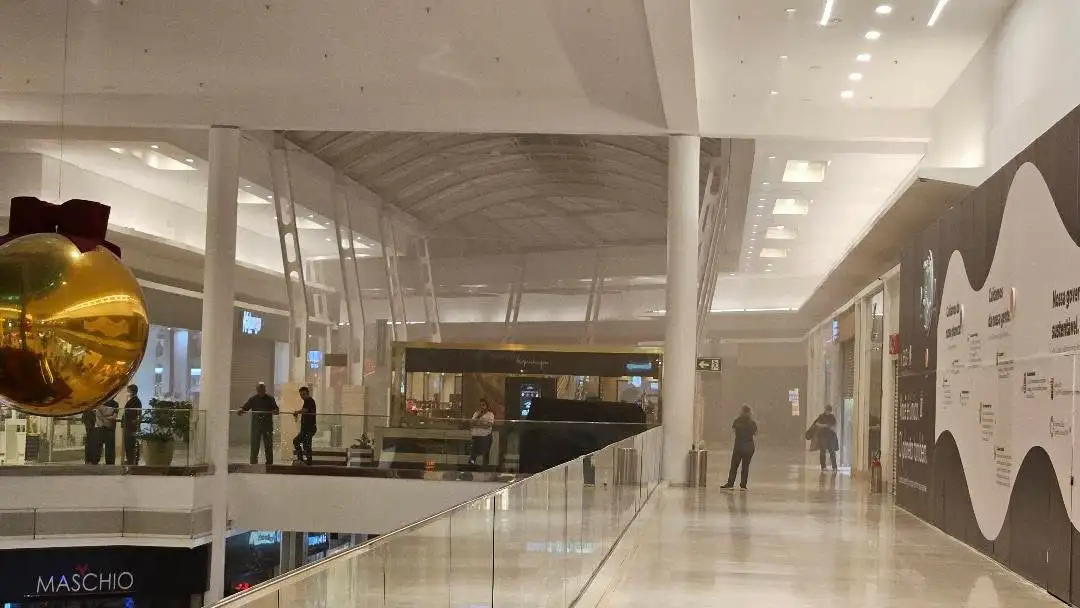 Incêndio no Shopping Vitória Área Gourmet é Evacuada Rapidamente