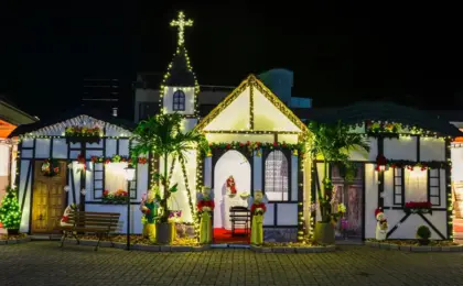 Natal no ES: Onde ver luzes e horários da Missa do Galo hoje (24)