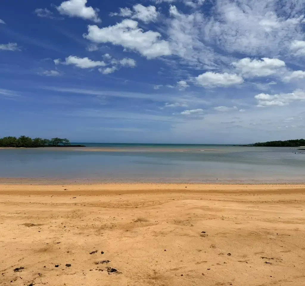 Praia Secreta de Aracruz, também conhecida como Praia do Descanso