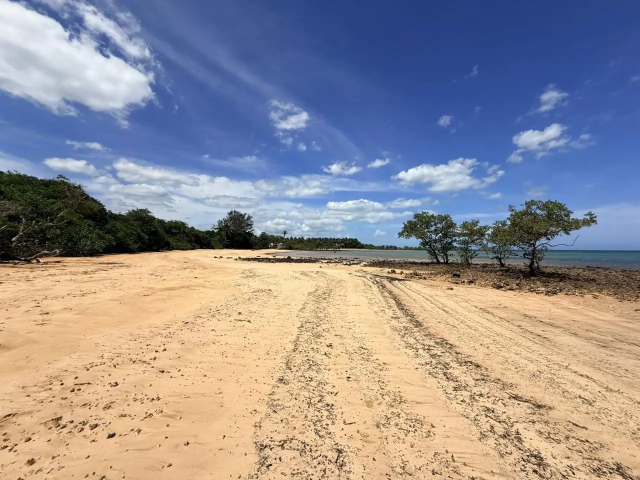 Praia Secreta de Aracruz, também conhecida como Praia do Descanso
