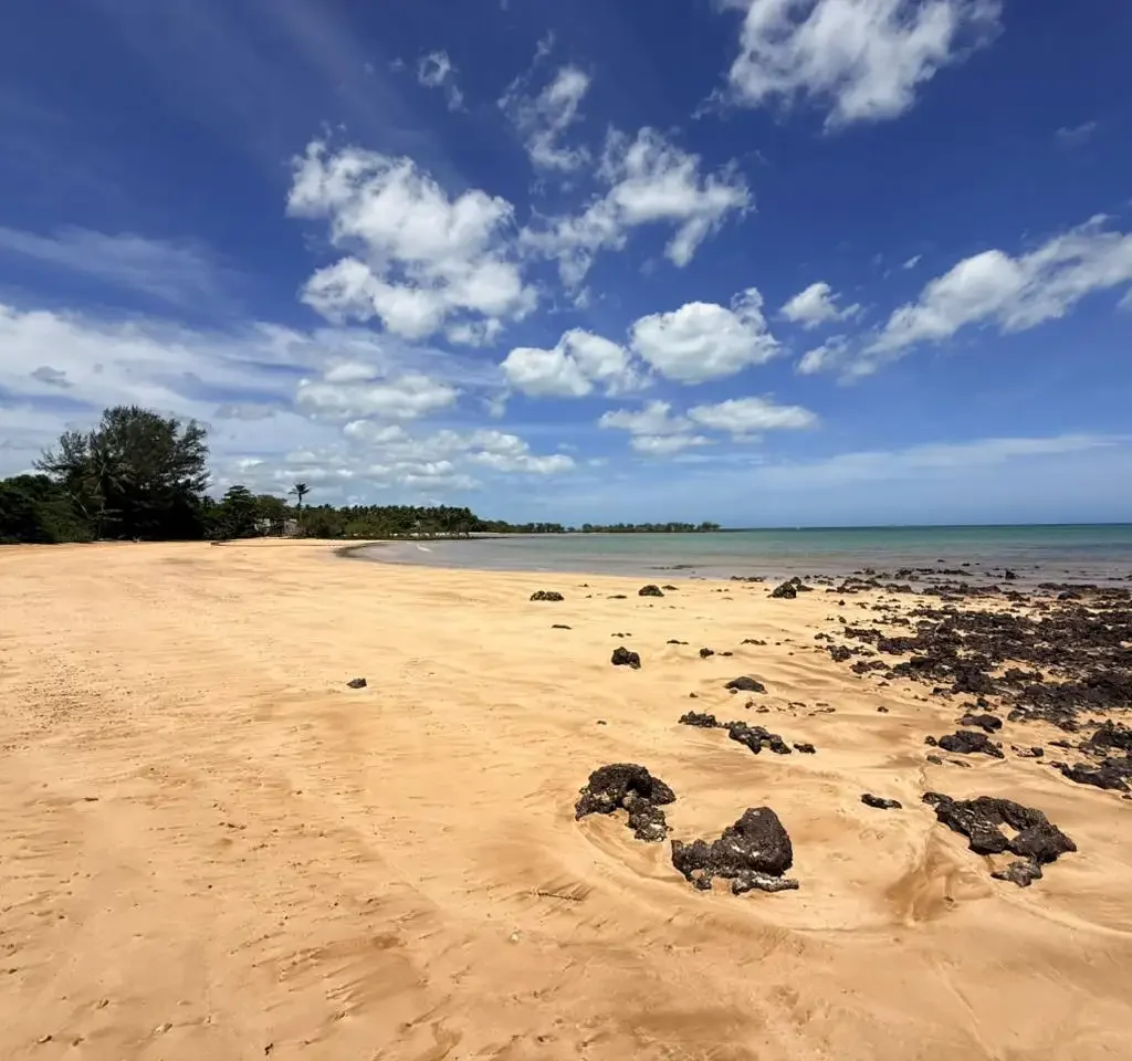 Praia Secreta de Aracruz, também conhecida como Praia do Descanso