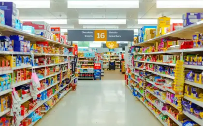 Acabou a cerveja? Veja o funcionamento de supermercados e shoppings no feriadão 13 Acabou a cerveja? Veja o funcionamento de supermercados e shoppings no feriadão