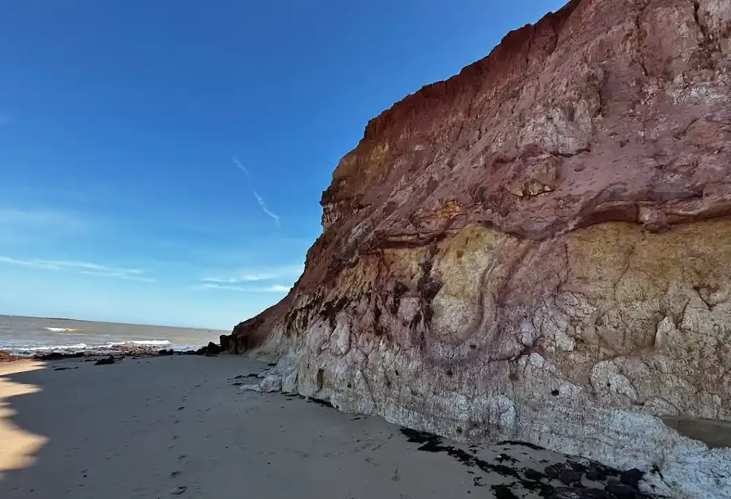Risco falésias Marataízes