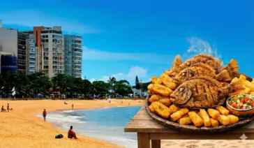 Porção generosa de peroá frito crocante com banana da terra e vinagrete, servida em um quiosque de praia ensolarado no Espírito Santo.