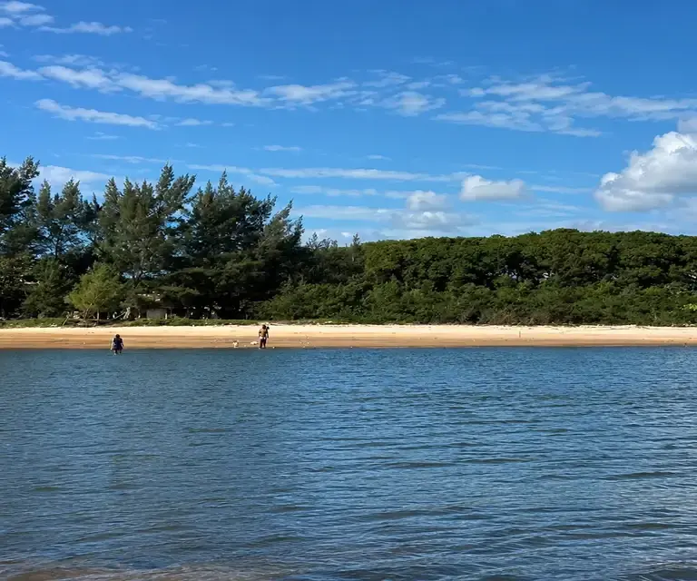 Barra Nova em São Mateus: guia para visitar a praia