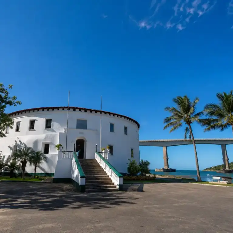 Explorando o Forte São Francisco Xavier da Barra em Vila Velha - Lugares para tirar fotos em Vila Velha