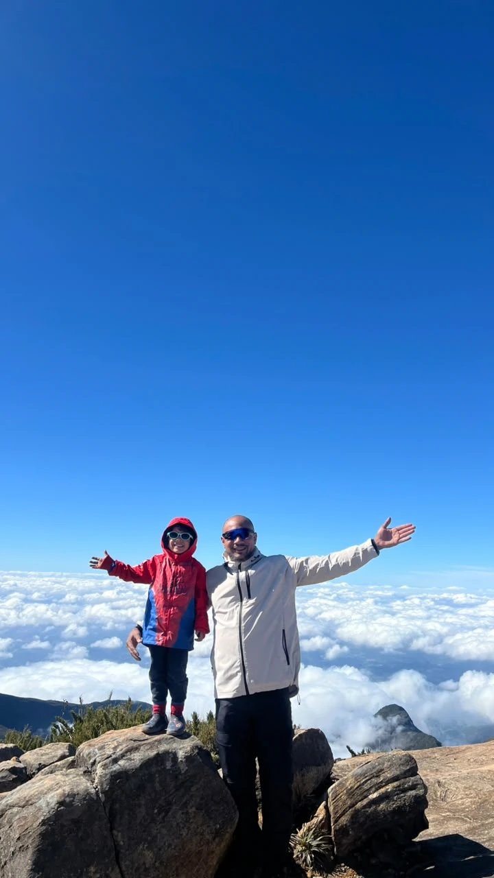 Pai e filho em trilha vivem aventura inesquecível no ES