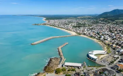 Praia de Itaipava e o Famoso Píer em Itapemirim