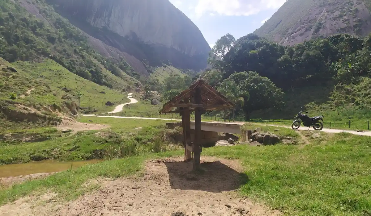 Vale do Emboque esconde um cenário de filme no Espírito Santo