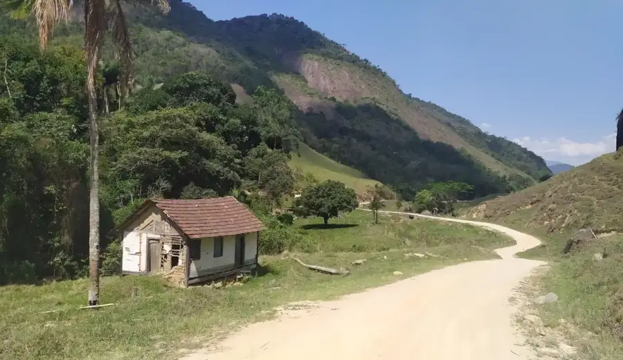 Vale do Emboque esconde um cenário de filme no Espírito Santo