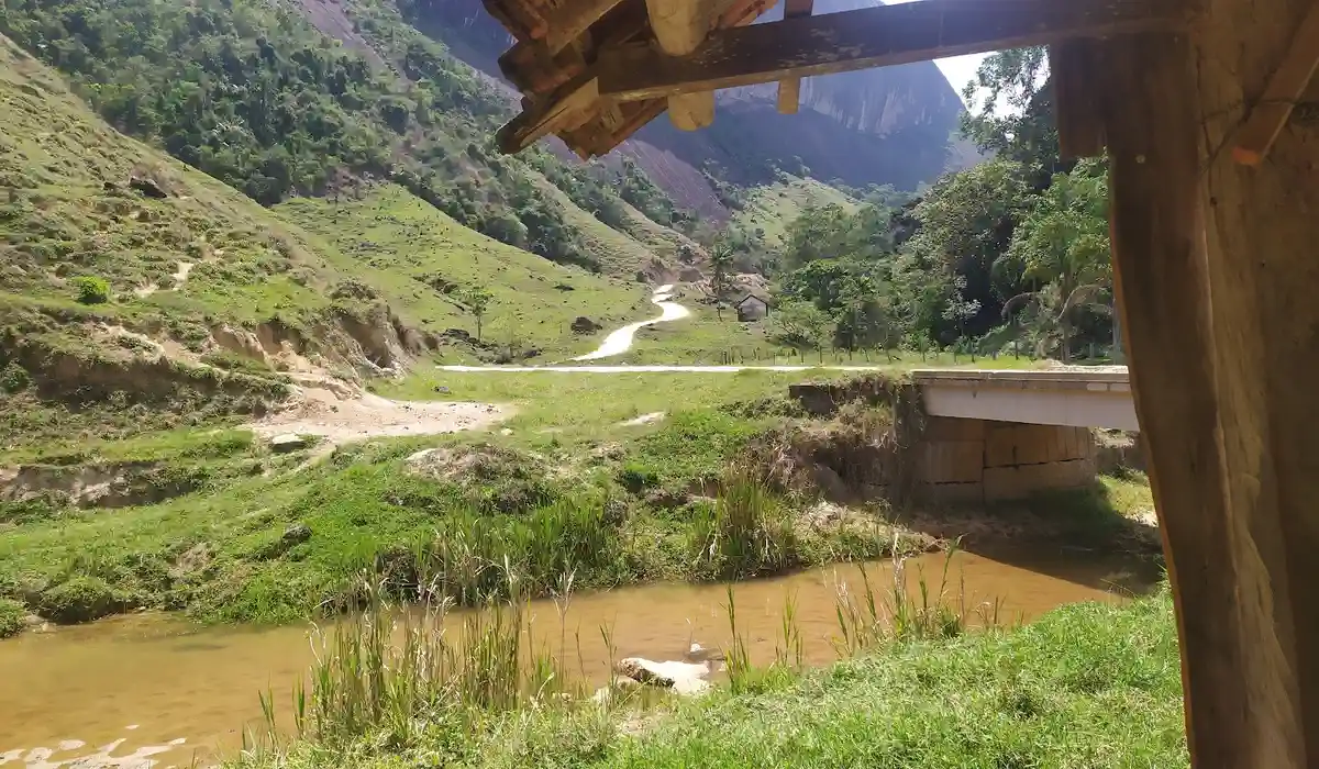 Vale do Emboque esconde um cenário de filme no Espírito Santo