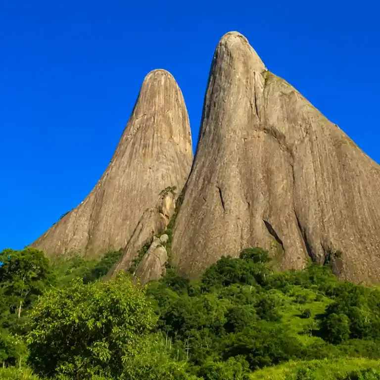 Três Pontões Águia Branca
