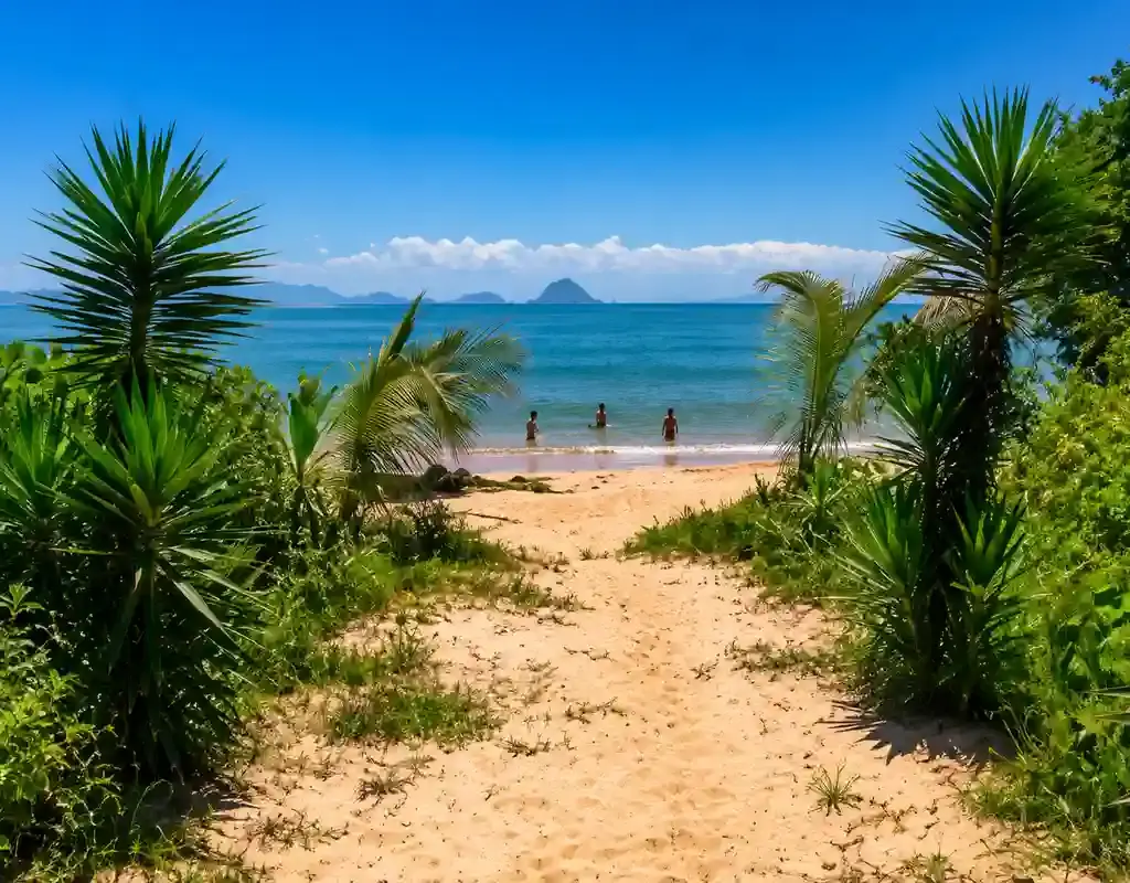praias tranquilas no sul do Espírito Santo